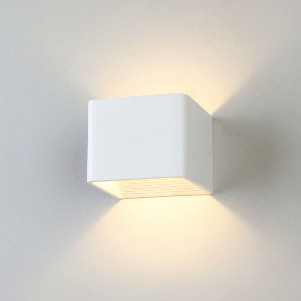 Светильник садово-парковый Elektrostandard Corudo LED белый (MRL LED 1060) Светильники садово-парковые настенные Sveto Element 3 Светильник садово-парковый Elektrostandard Corudo LED белый (MRL LED 1060) Светильники садово-парковые настенные светодиодные led светильники в Москве 3